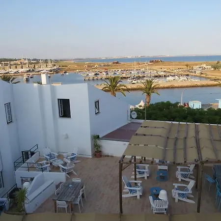 بيت شباب Boutique Taghostel