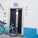 Boutique Taghostel * Lagos